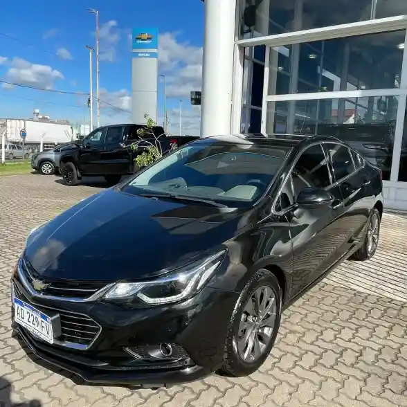 Chevrolet Cruze 1.4 Ltz At Sedan 2018 - foto 1