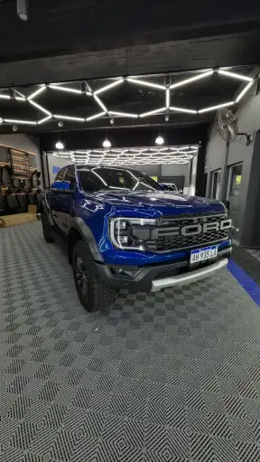 Ford Ranger Raptor 3.0L V6 Ecoboost Biturbo Cabina Doble 4X4 2025 - foto 2