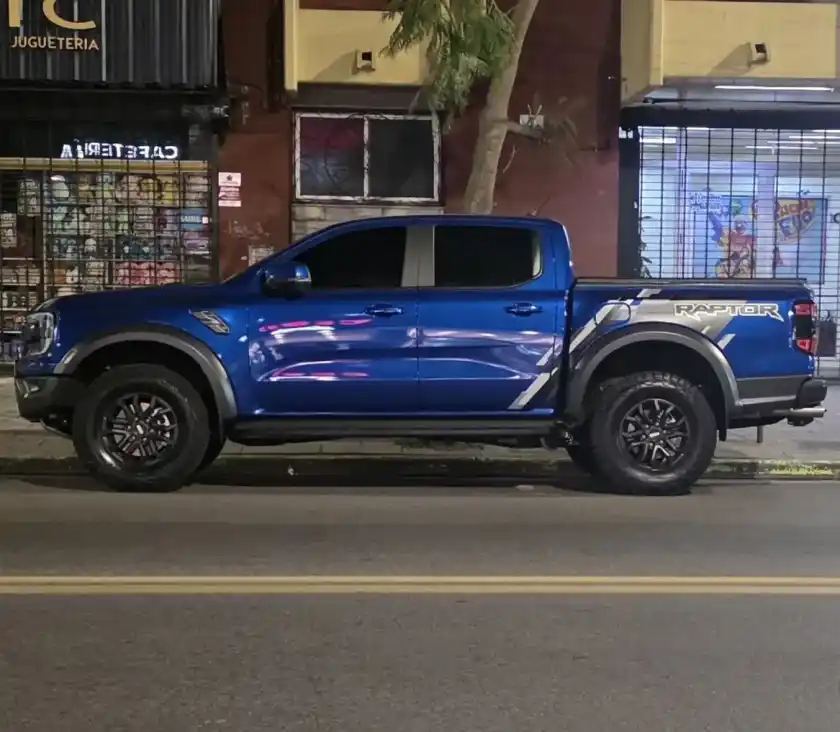 Ford Ranger Raptor 3.0L V6 Ecoboost Biturbo Cabina Doble 4X4 2025 - foto 5