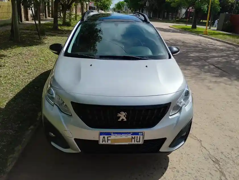 Peugeot 2008 1.6 Feline 2021 - foto 4