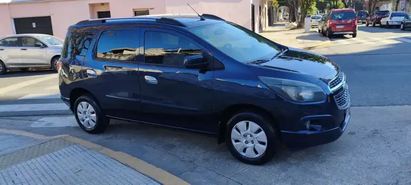 Chevrolet Spin 1.8 Lt 5As 105Cv 2015 - foto 3