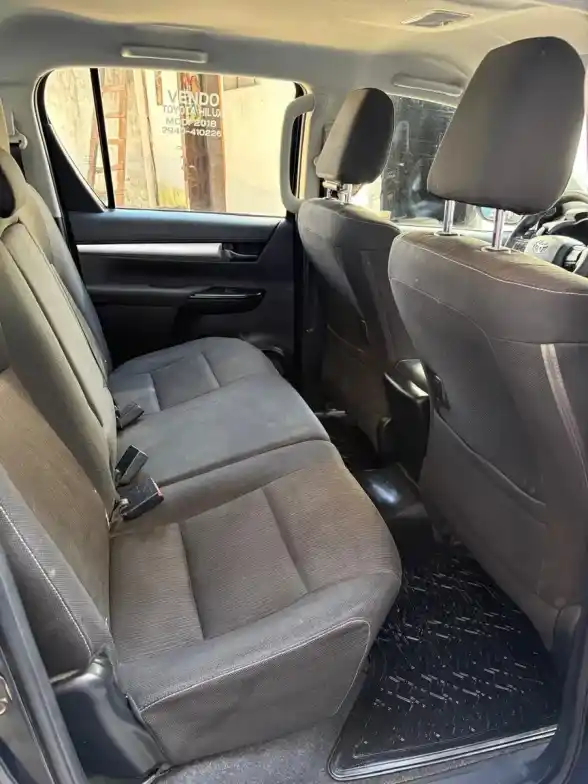 Toyota Hilux Pick-Up 2.4 Cd Sr 150Cv 4X2 2018 - foto 2