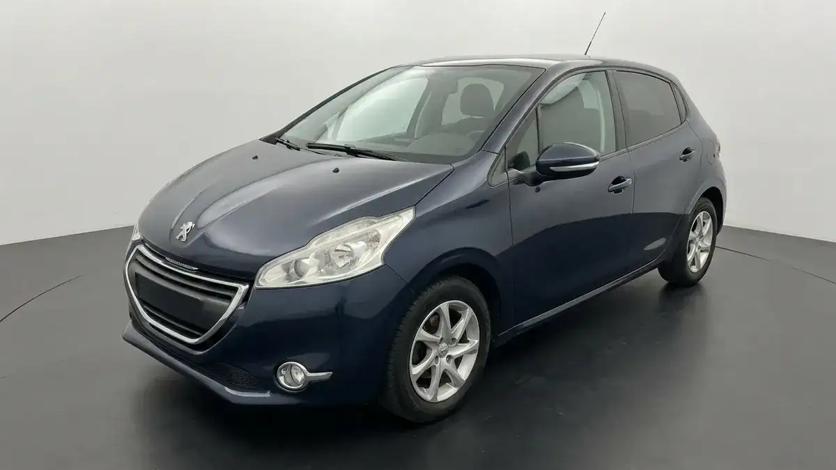Peugeot 208 1.5 Allure Touchscreen 2013 - foto 1