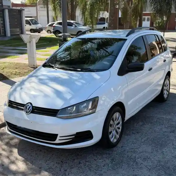 Volkswagen Suran 1.6 Comfortline 101Cv 2015 - foto 1