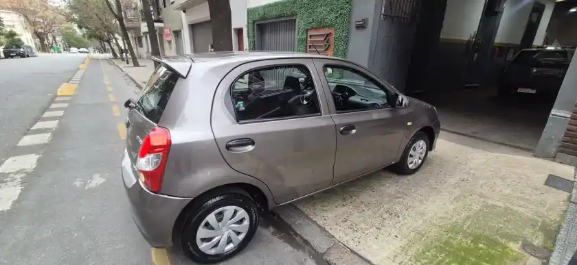 Toyota Etios 1.5 X 6Mt My19 2019 - foto 5