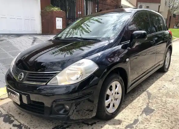 Nissan Tiida 1.8 Tekna 2008 - foto 1