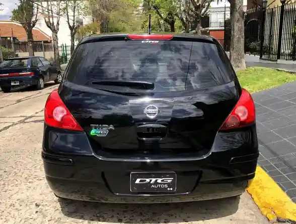 Nissan Tiida 1.8 Tekna 2008 - foto 4