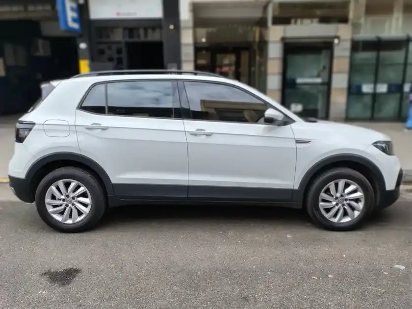 Volkswagen T-Cross 1.6 Comfortline At 2020 - foto 4