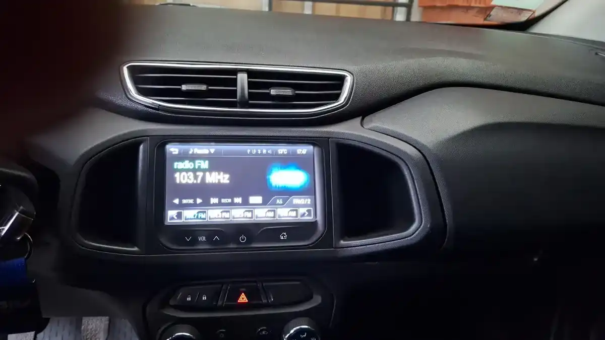 Chevrolet Onix 1.4 Ltz Mt 98Cv 2013 - foto 4