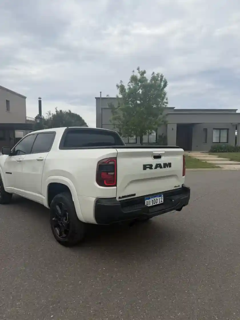 Ram Rampage 2.0 Laramie Gme At9 4X4 2026 - foto 3