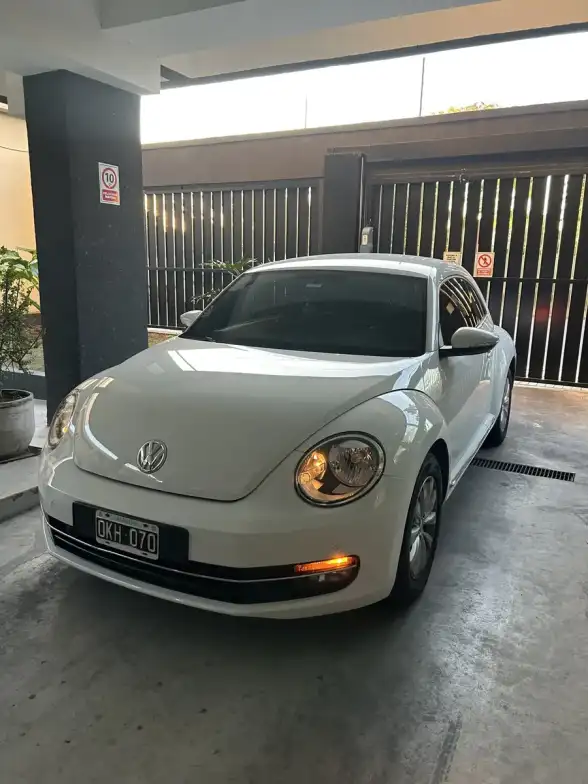 Volkswagen Beetle 2.0 Sport Dsg 2014 - foto 1