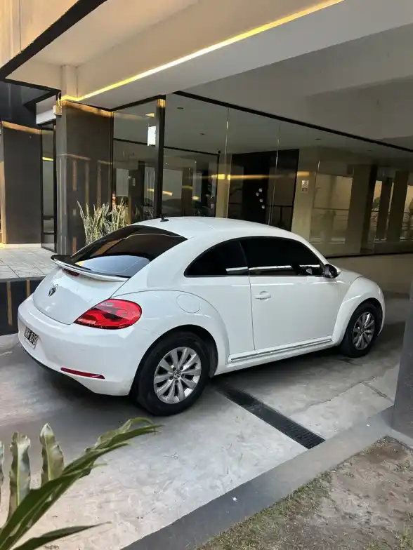 Volkswagen Beetle 2.0 Sport Dsg 2014 - foto 3