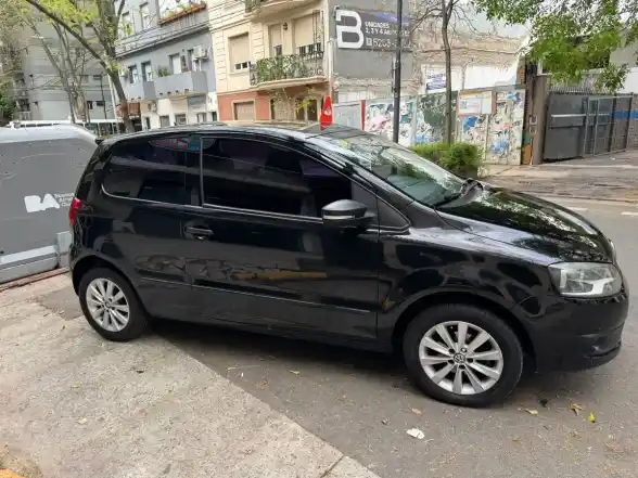 Volkswagen Fox 1.6 Comfortline 2010 - foto 5