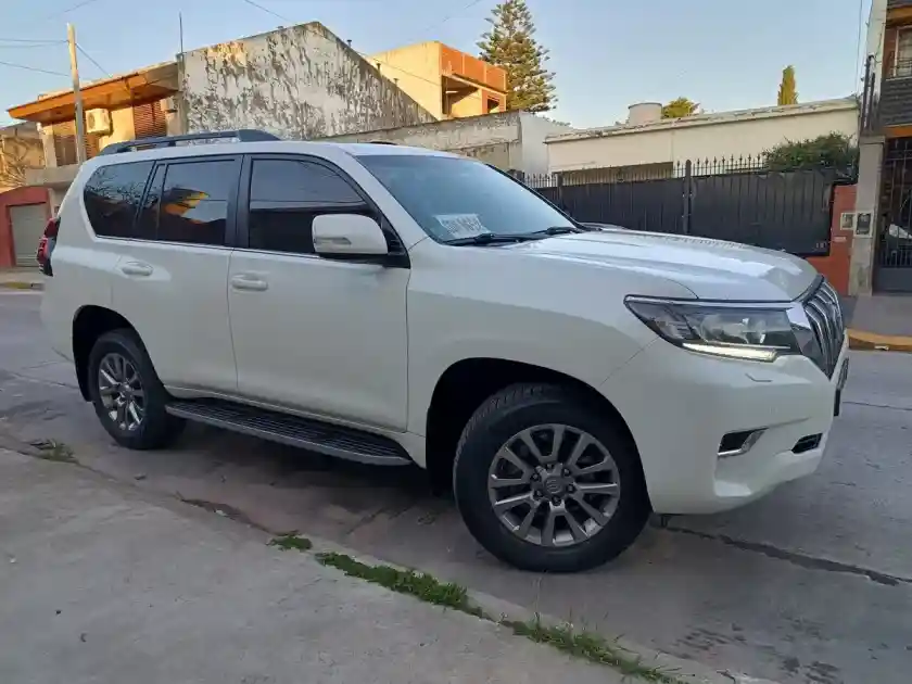 Toyota Land Cruiser 4.0 Prado Vx At 2018 - foto 1
