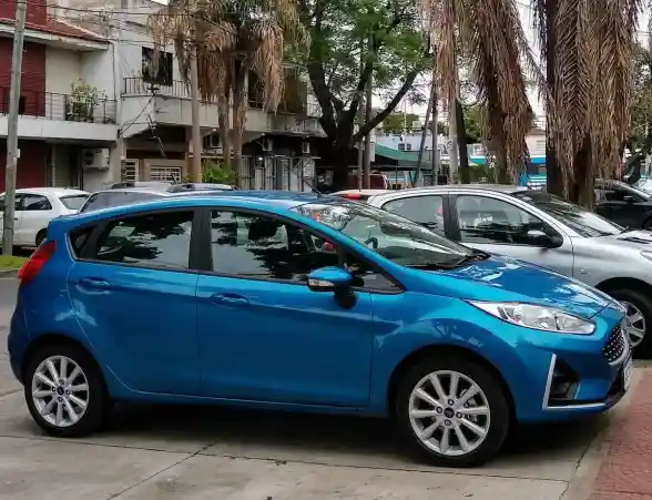 Ford Fiesta Kinetic 1.6 Se 120Cv 2018 - foto 3