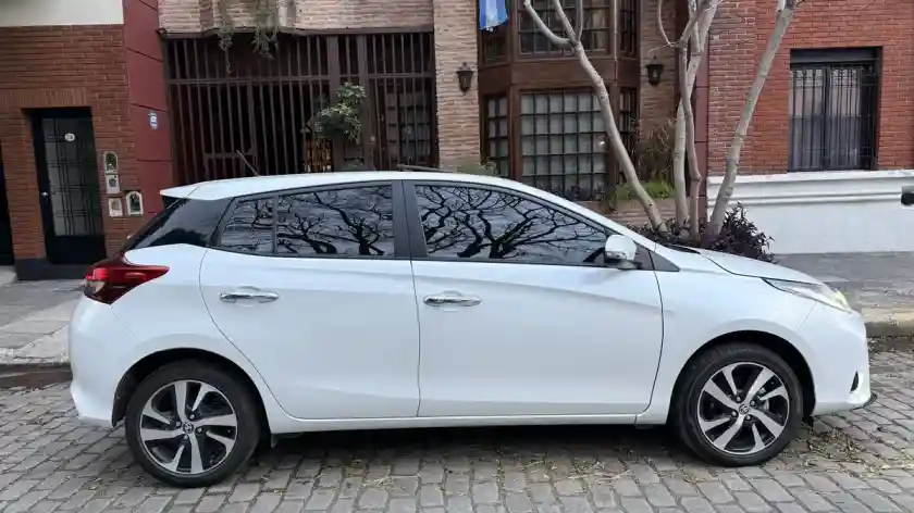Toyota Yaris 1.5 107Cv S 2025 - foto 3