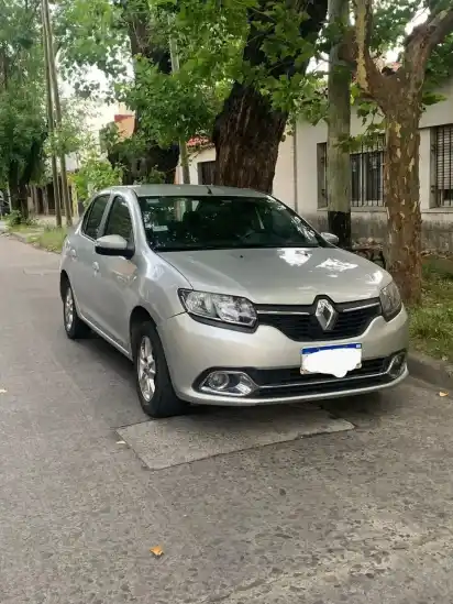 Renault Logan 1.6 Privilege Plus 105Cv 2016 - foto 1