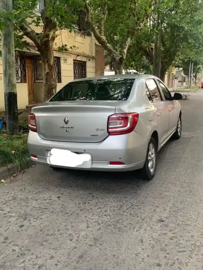 Renault Logan 1.6 Privilege Plus 105Cv 2016 - foto 3