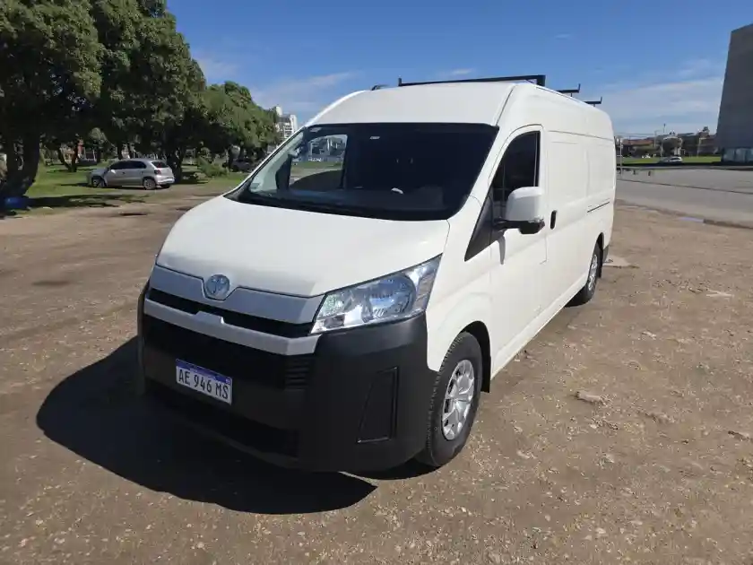 Toyota Hiace 2.8 Tdi Furgón 6At L2H2 3A 5P 2021 - foto 1