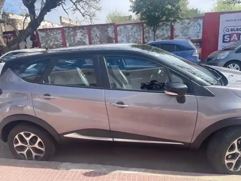 Renault Captur 1.6 Intens Cvt 2021 - foto 1