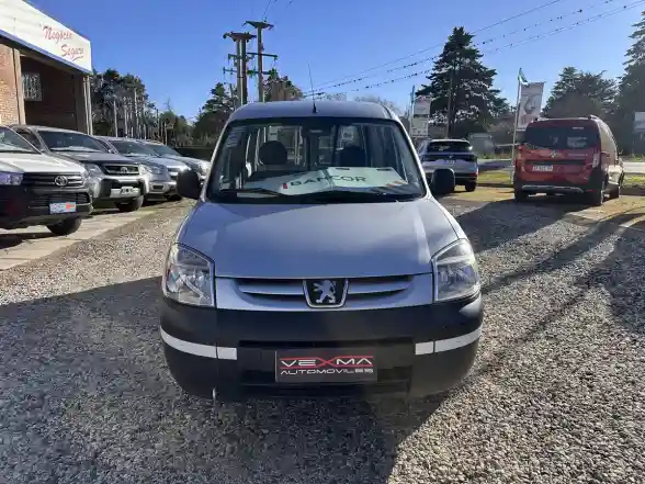Peugeot Partner 1.6 Hdi Furgon Confort 92 2017 - foto 2