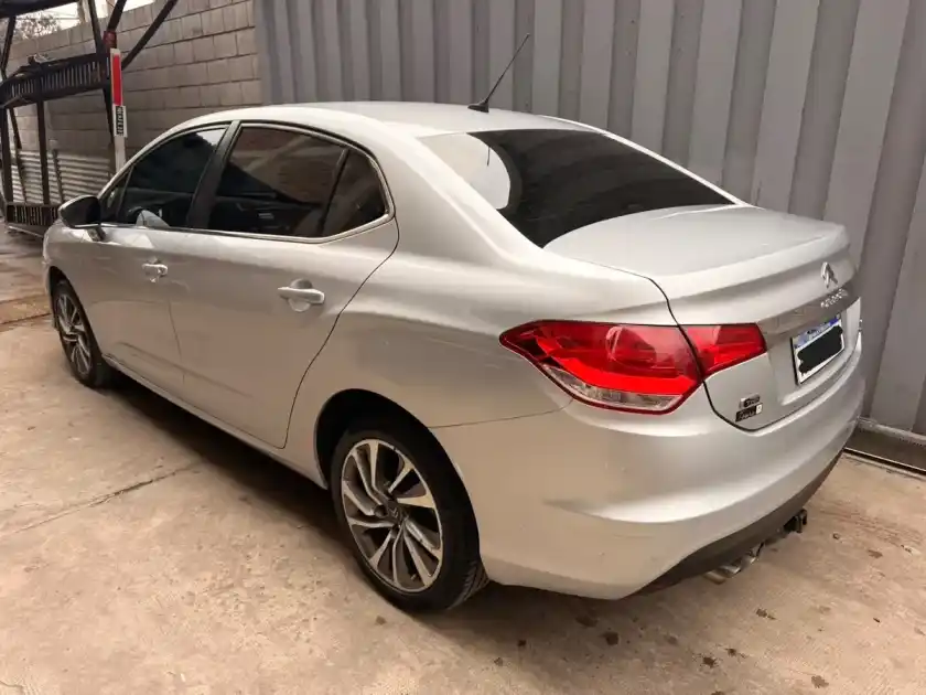 Citroën C4 Lounge 1.6 Thp 165 Feel Pack 2018 - foto 3