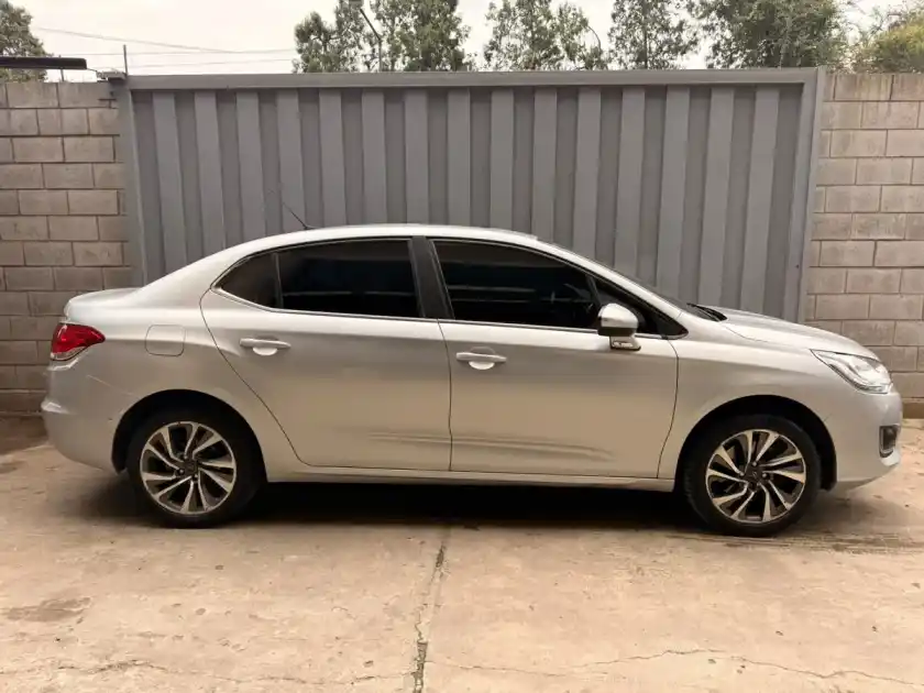 Citroën C4 Lounge 1.6 Thp 165 Feel Pack 2018 - foto 5