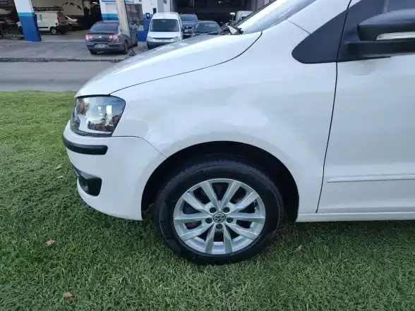 Volkswagen Suran 1.6 Trendline 11B 2014 - foto 3