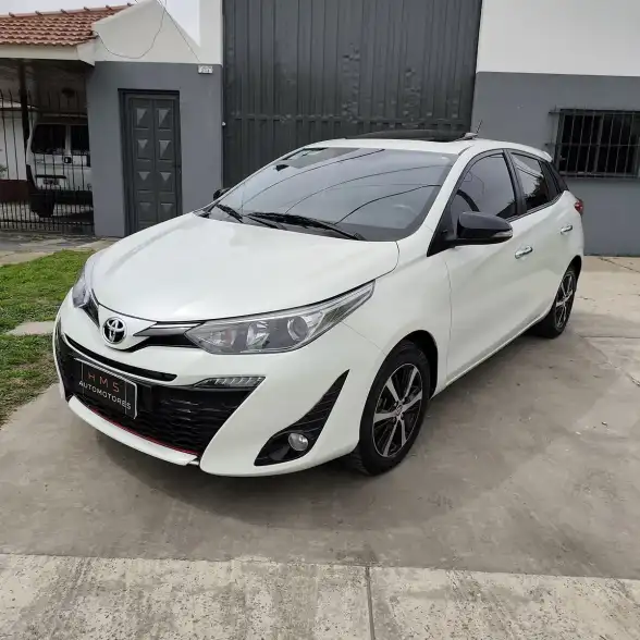 Toyota Yaris 1.5 107Cv S Cvt 2020 - foto 1