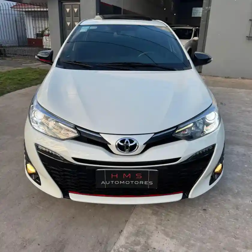 Toyota Yaris 1.5 107Cv S Cvt 2020 - foto 2