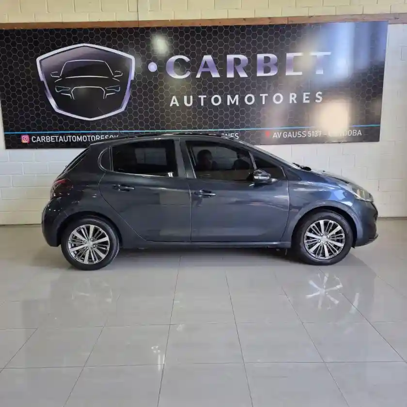 Peugeot 208 1.6 Allure 2016 - foto 2