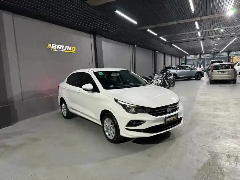 Fiat Cronos 1.3 Gse Drive Pack Conectividad 2023 - foto 2