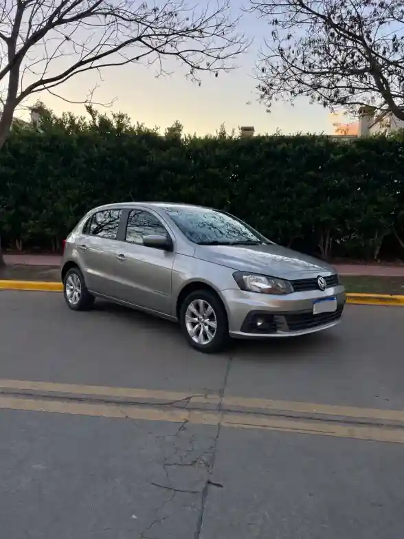 Volkswagen Gol Trend 1.6 Comfortline 101Cv 2018 - foto 2