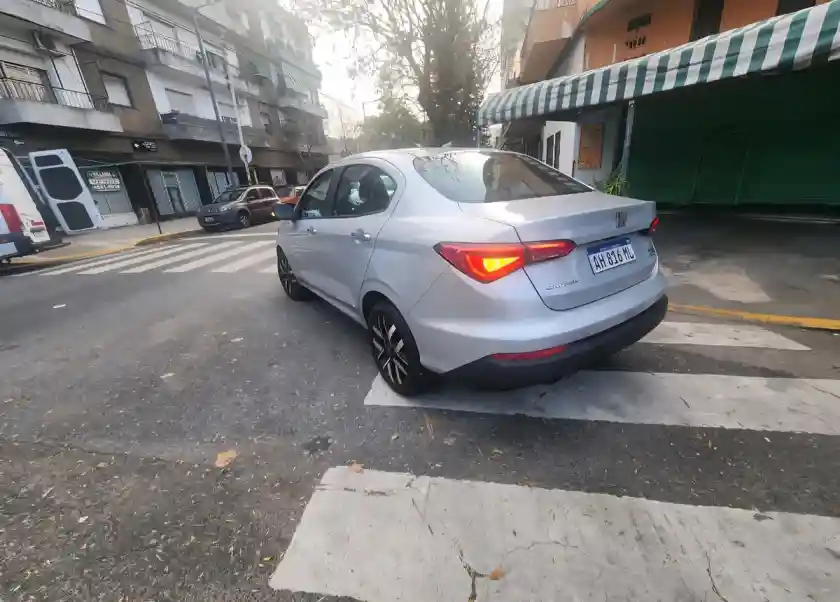 Fiat Cronos 1.3 Gse Precision Cvt 2025 - foto 3