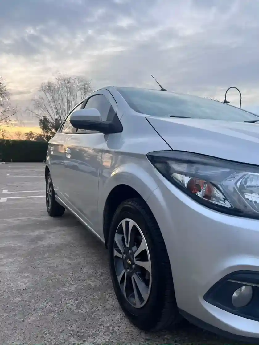 Chevrolet Onix 1.4 Ltz At 98Cv 2016 - foto 4