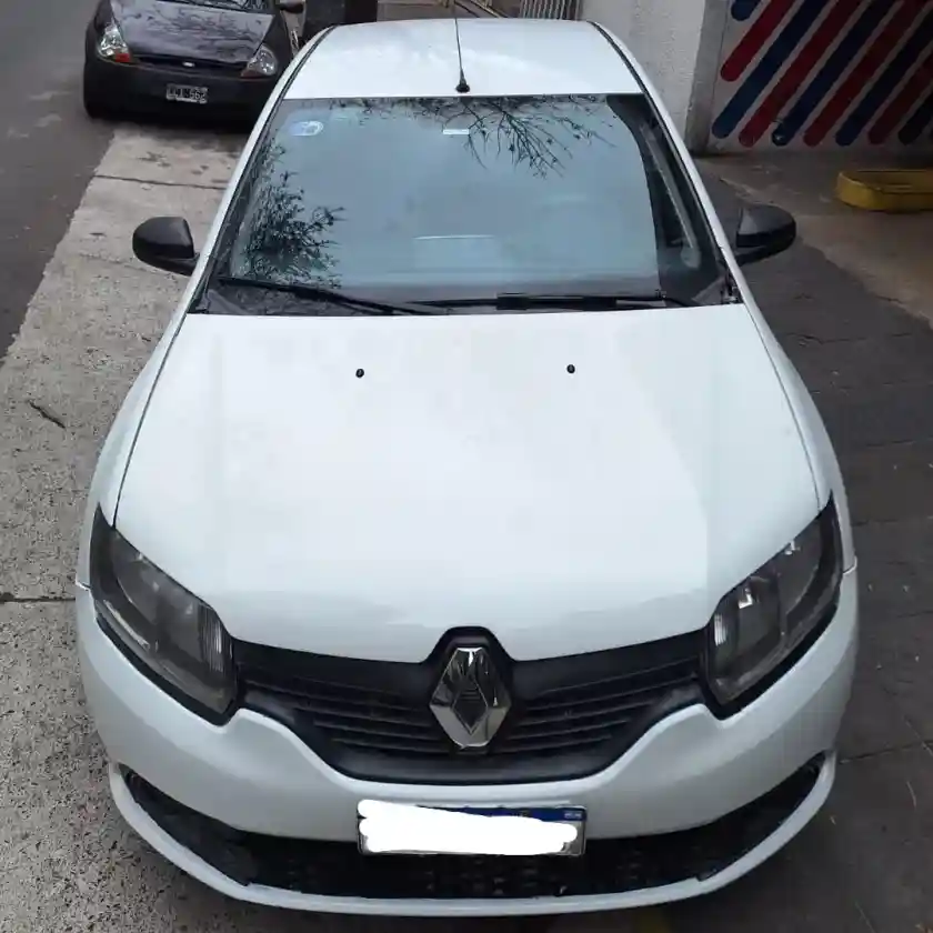 Renault Logan 1.6 Authentique Plus 85Cv Nac 2018 - foto 2