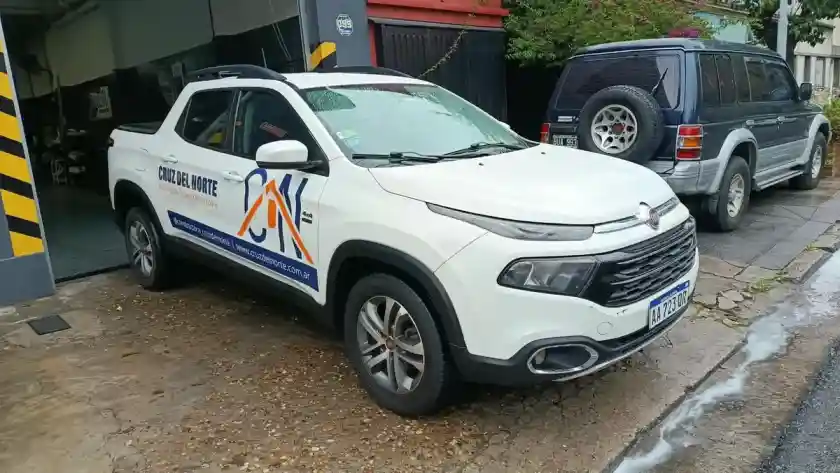Fiat Toro 2.0 Freedom 4X4 2017 - foto 2