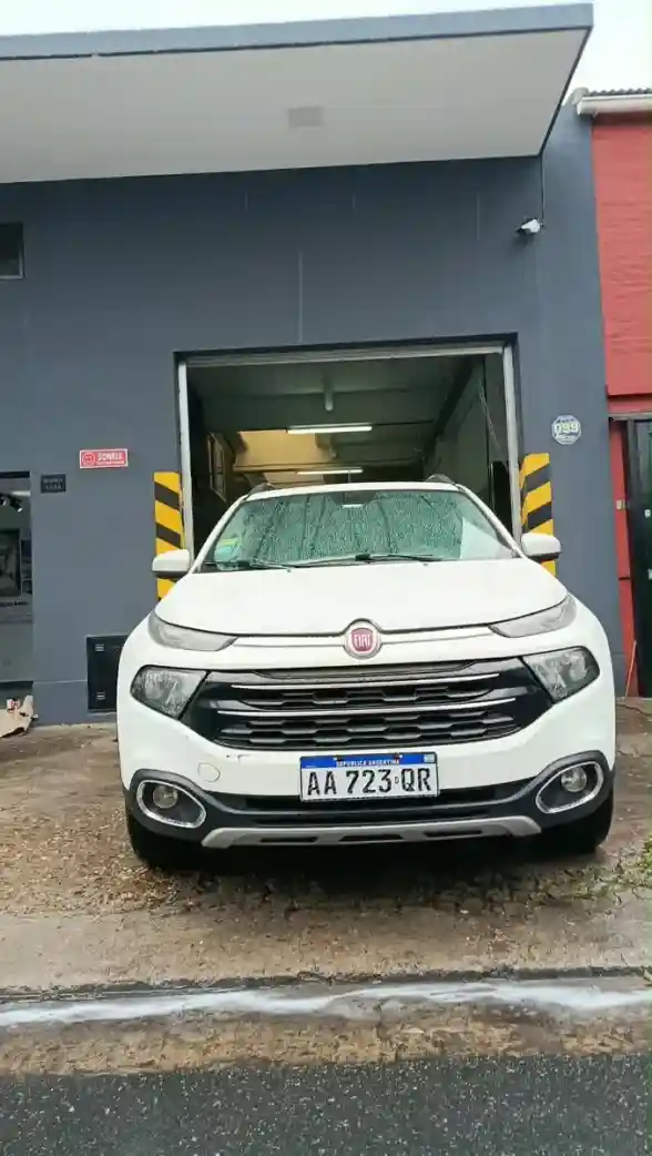 Fiat Toro 2.0 Freedom 4X4 2017 - foto 4