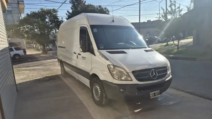Mercedes-Benz Sprinter 2.1 415 Furgon 3665 150Cv Te V1 2014 - foto 2