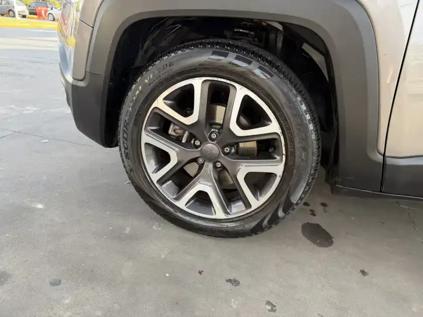 Jeep Renegade 1.8 Longitude At6 2019 - foto 4