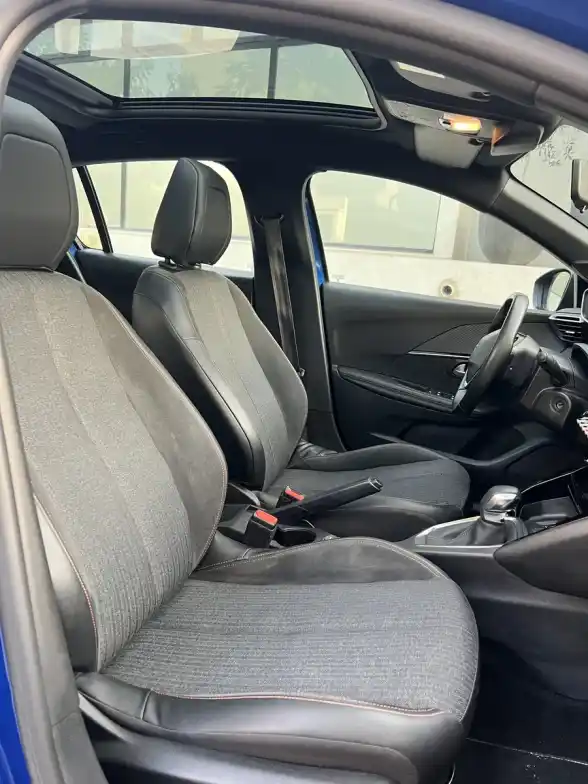 Peugeot 208 1.6 Feline Tiptronic 2022 - foto 5