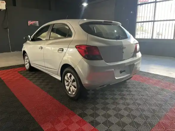 Chevrolet Onix 1.4 Joy Ls 2019 - foto 3