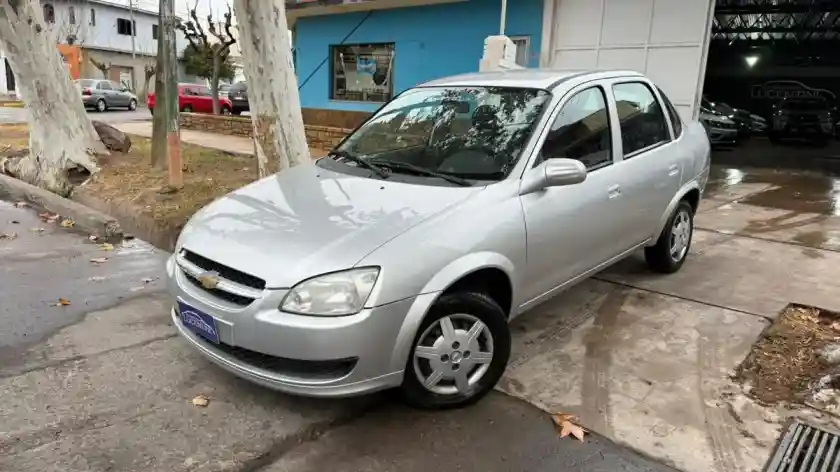 Chevrolet Classic 2016 - foto 1