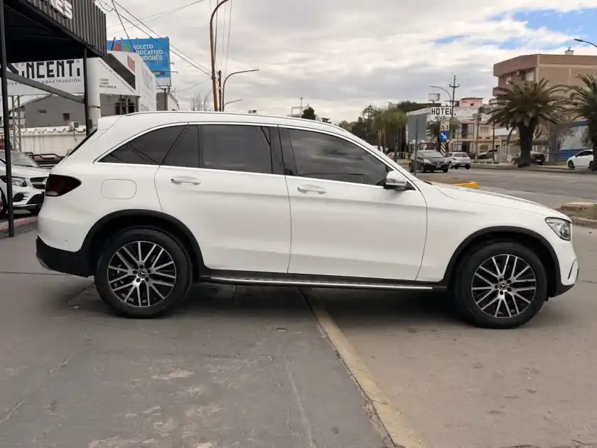 Mercedes-Benz Clase Glc 2.0 Glc300 4Matic Offroad At 2020 - foto 5