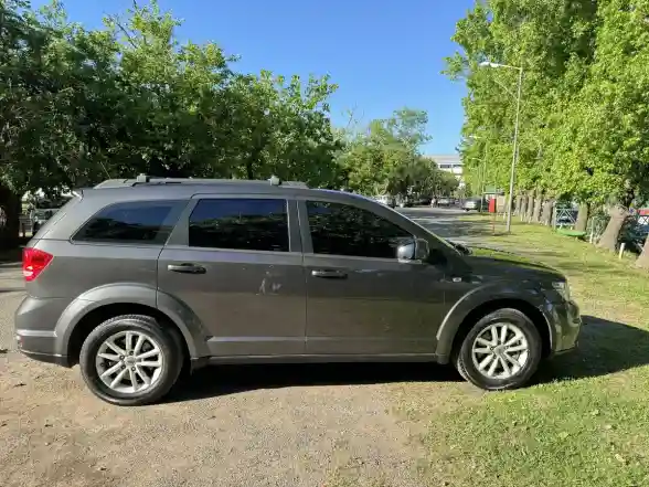 Dodge Journey 2.4 Sxt 170Cv (Techo, Dvd, Nav) 2018 - foto 1