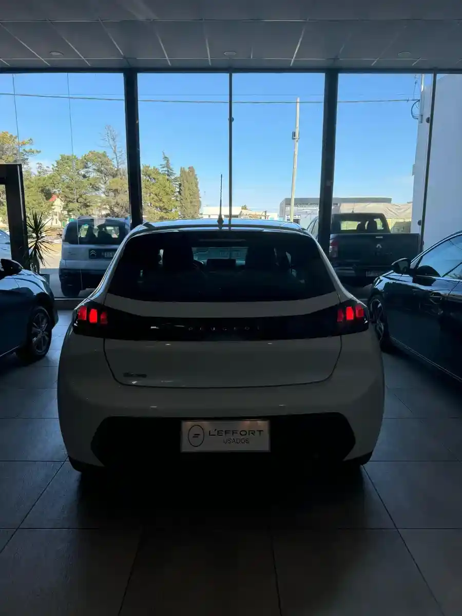 Peugeot 208 1.6 Style Mt 2023 - foto 4