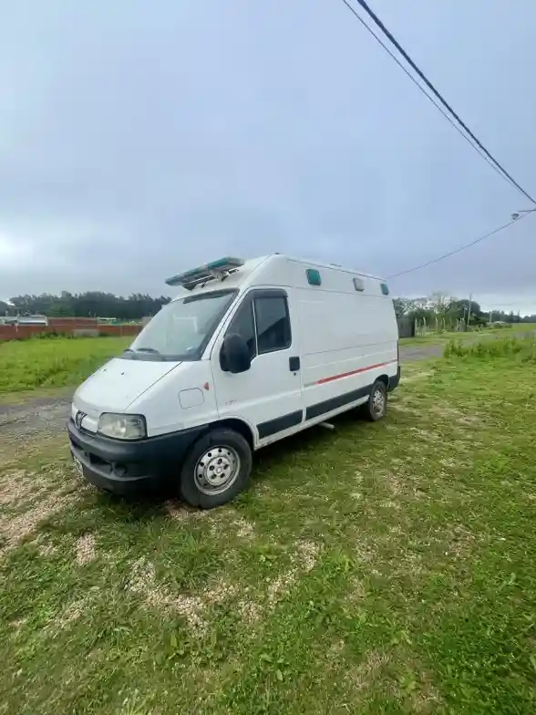 Peugeot Boxer 2.3 350Lh Confort Hdi Larga Alta 2014 - foto 1