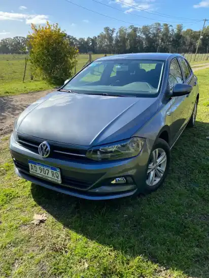 Volkswagen Polo 1.6 Msi Comfort Plus At 2019 - foto 1