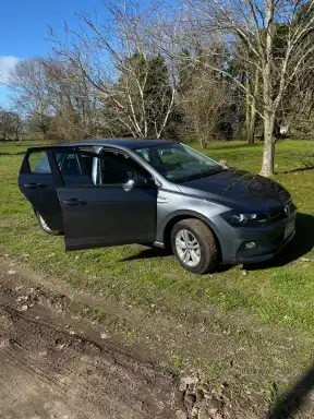 Volkswagen Polo 1.6 Msi Comfort Plus At 2019 - foto 3