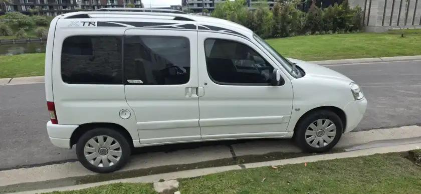 Citroën Berlingo Multispace 1.6 Xtr Hdi 92Cv 2017 - foto 3